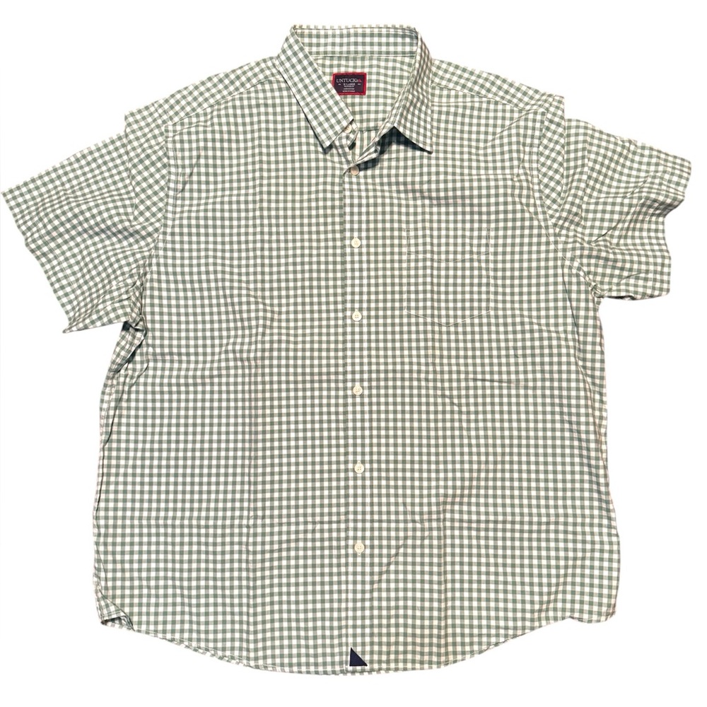 UNTUCKit Men's Relaxed Fit Plaid Short Sleeve Button Up